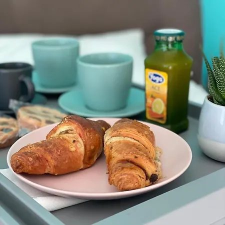 לינה וארוחת בוקר Casa Rosetta *